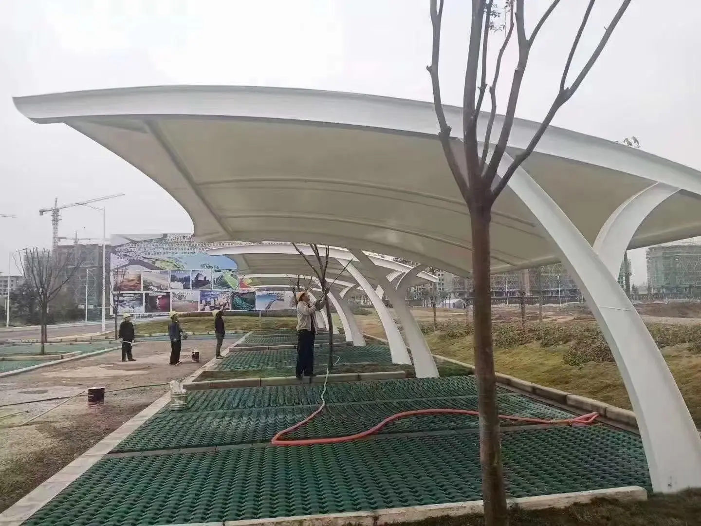贵州万山膜结构车棚采购避坑指南:本地气候不同,别拿低价当性价比